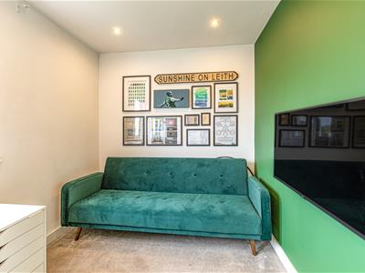 Picture 30